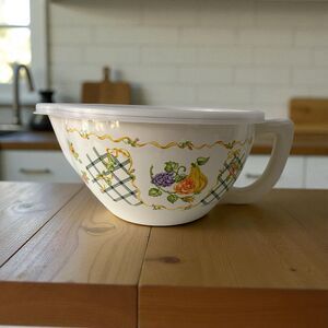 M. Kamenstein 8 Cup Metal Mixing Measuring Bowl Trellis Rose Design Cottage Vtg